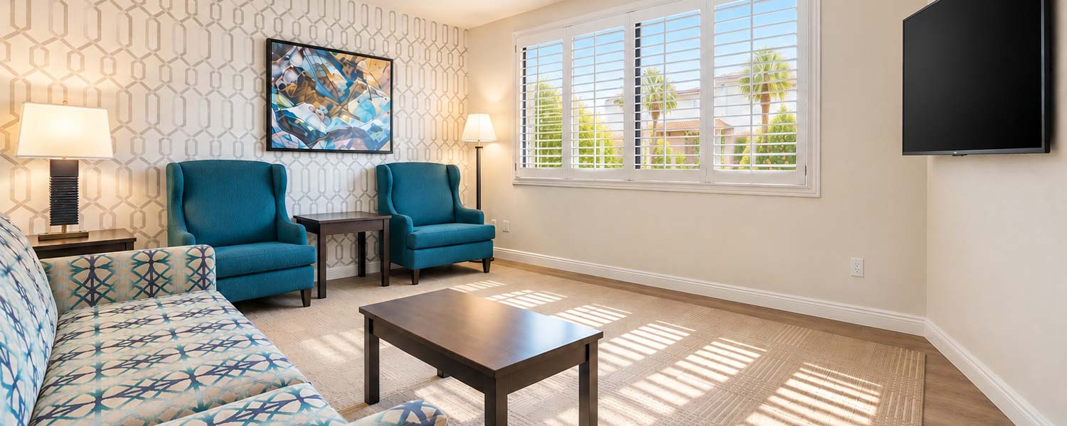 photo of iving room ricks suite